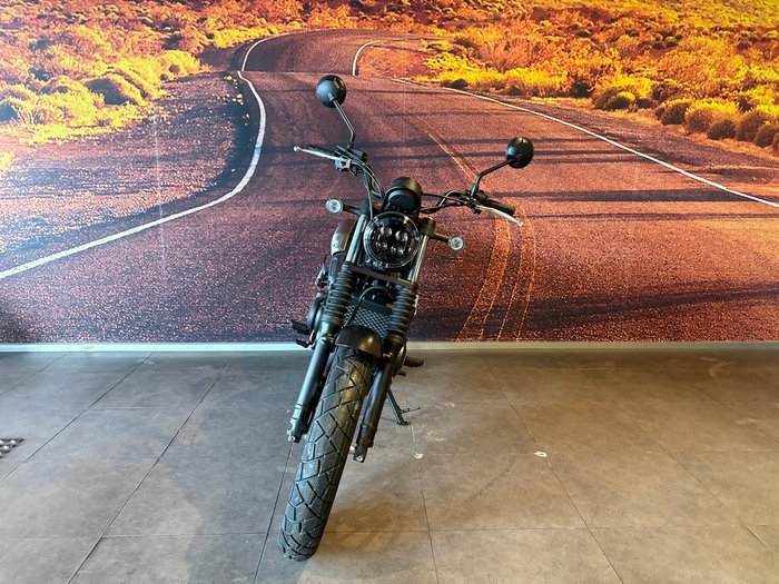2025 Honda CB650R E-Clutch CB Red