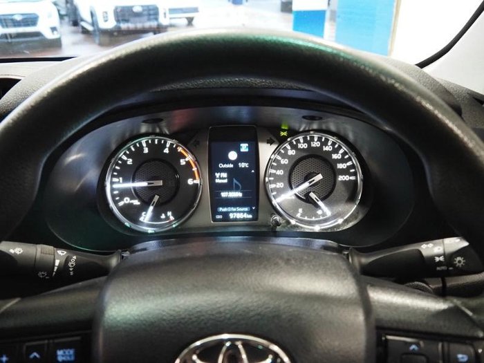 2024 Toyota Hilux SR