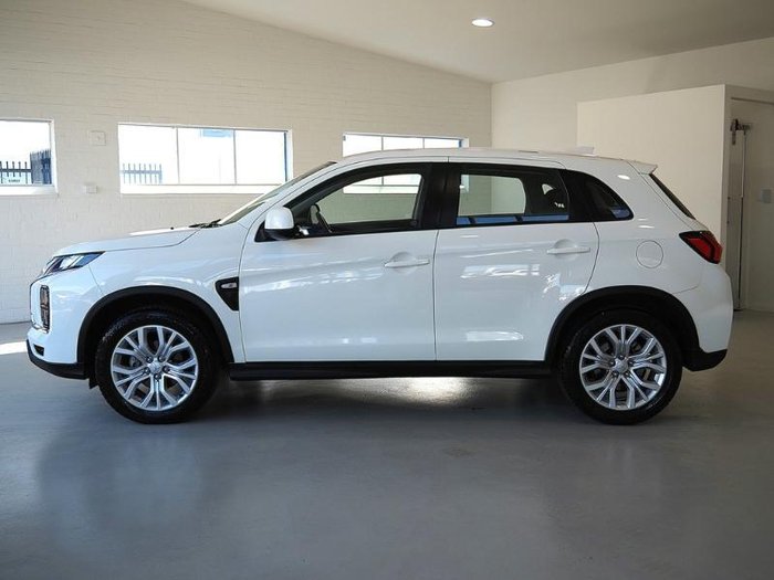 2022 Mitsubishi ASX ES