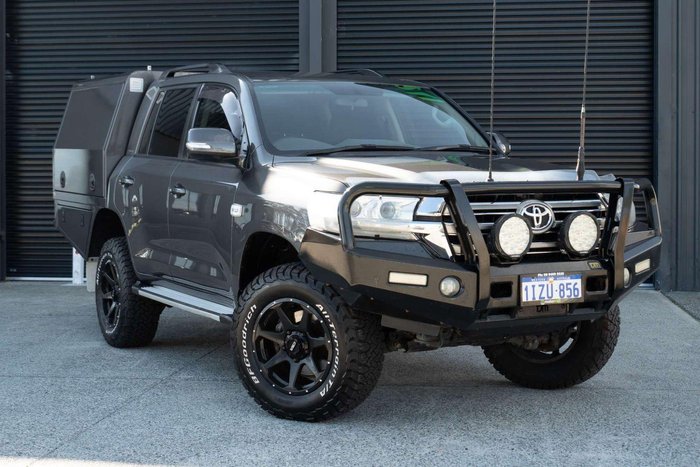2016 Toyota Landcruiser