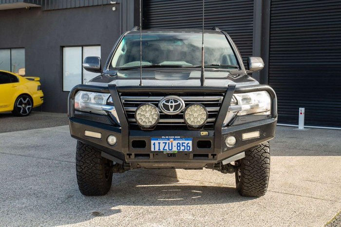 2016 Toyota Landcruiser