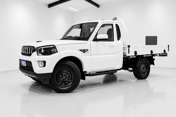 2022 Mahindra PIK-UP