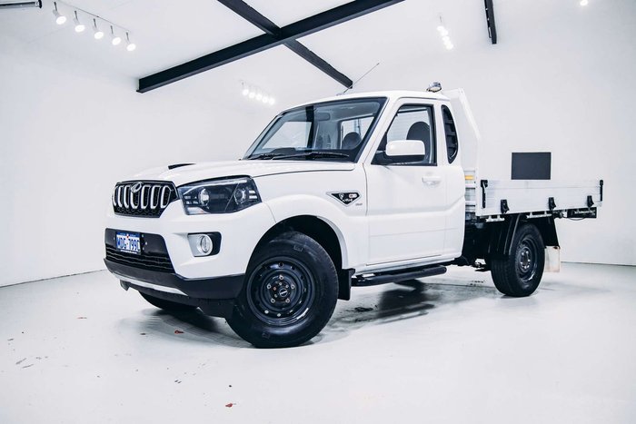 2022 Mahindra PIK-UP S6+