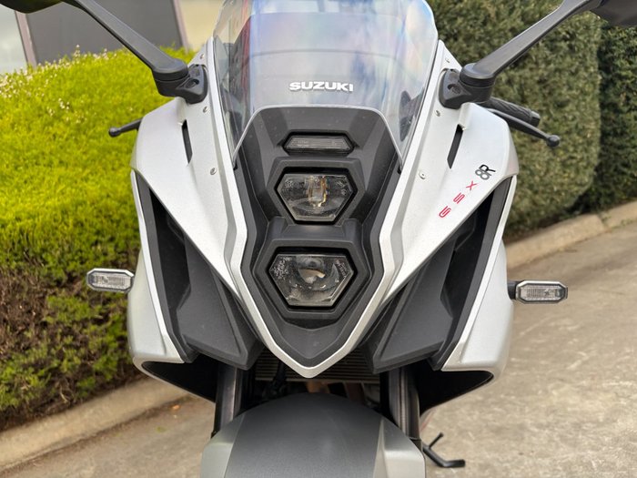 2025 Suzuki GSX-8R (GSX800FRQ)
