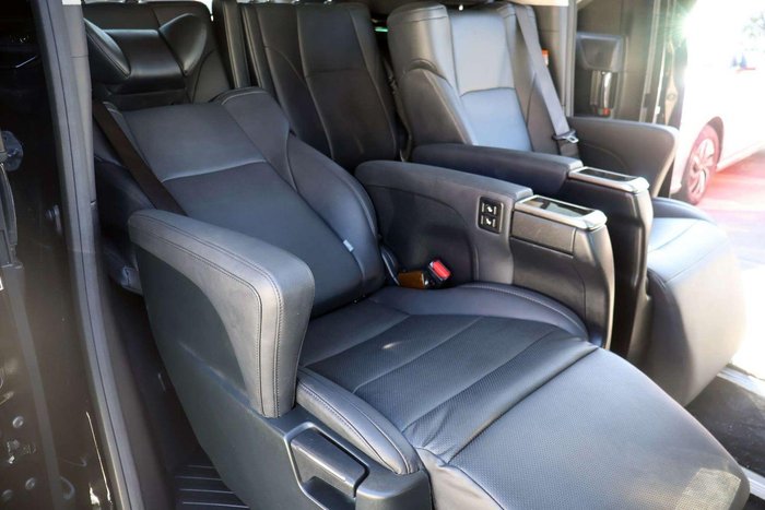 2022 Toyota Alphard G F Package