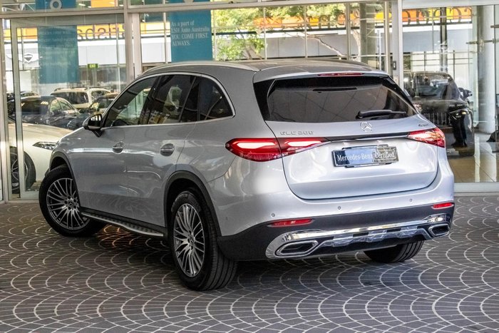 2025 Mercedes-Benz GLC-Class GLC200
