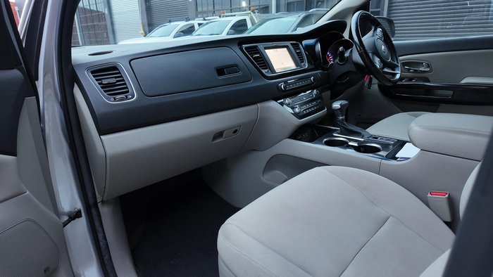 2018 Kia Carnival Si