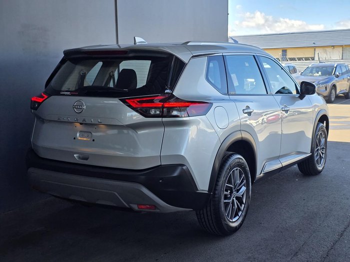 2024 Nissan X-TRAIL ST