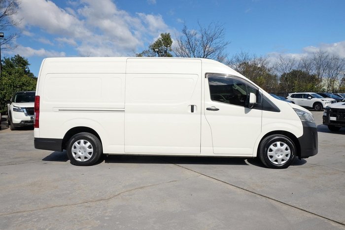 2023 Toyota Hiace