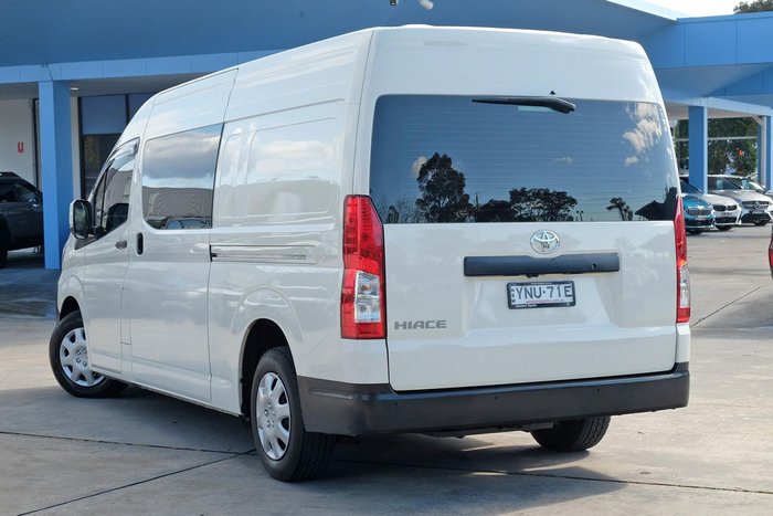 2023 Toyota Hiace