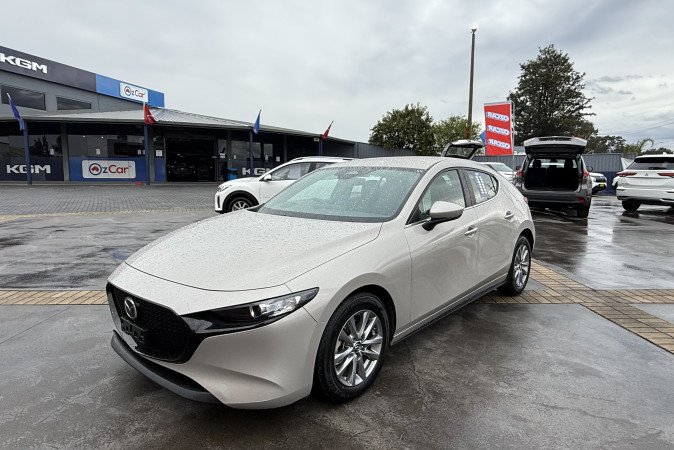 2024 MAZDA MAZDA3 G20 PURE