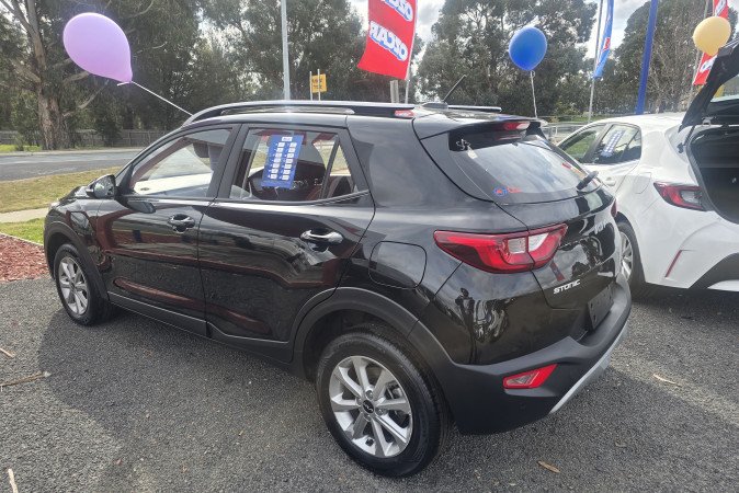 2024 KIA STONIC S