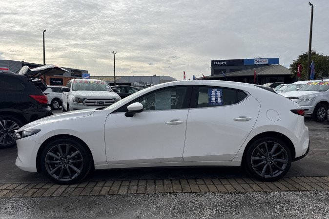 2024 MAZDA MAZDA3