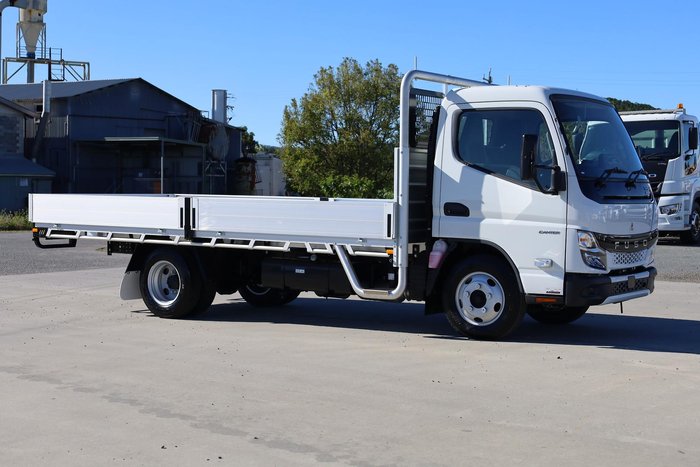 2025 Fuso Canter
