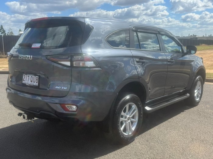 2022 Isuzu MU-X LS-M