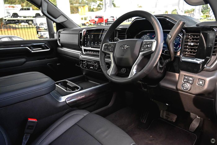 2026 Chevrolet Silverado HD LTZ Premium W/Tech Pack T1 MY26 4X4 Sterling Grey