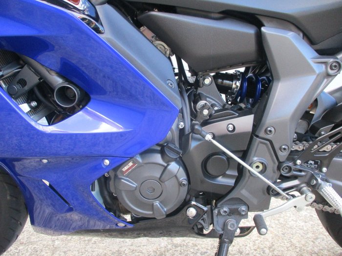 2025 YAMAHA YZF-R7LA BLUE