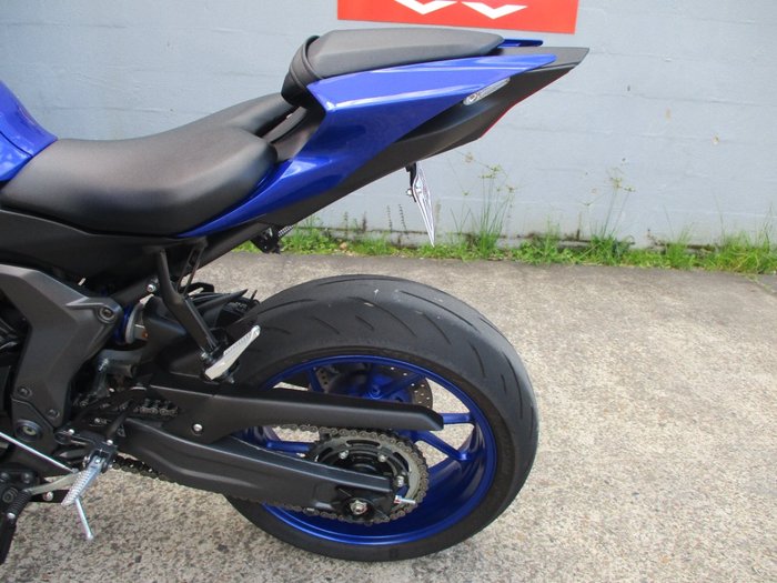 2025 YAMAHA YZF-R7LA BLUE