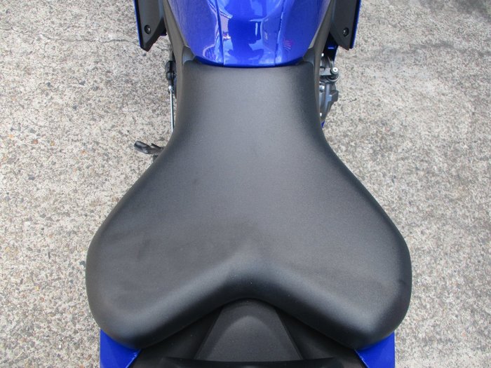 2025 YAMAHA YZF-R7LA BLUE