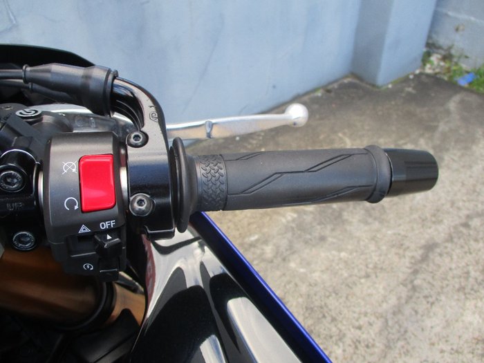 2025 YAMAHA YZF-R7LA BLUE