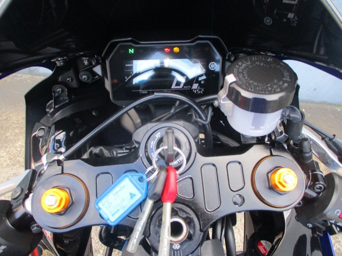 2025 YAMAHA YZF-R7LA BLUE