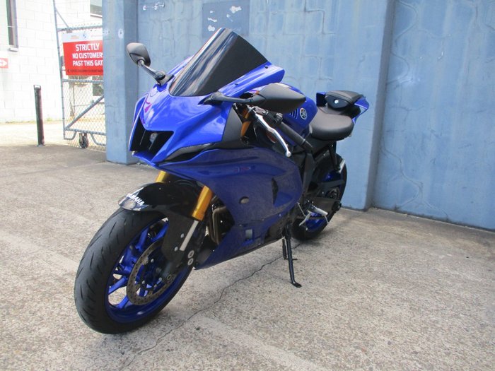 2025 YAMAHA YZF-R7LA