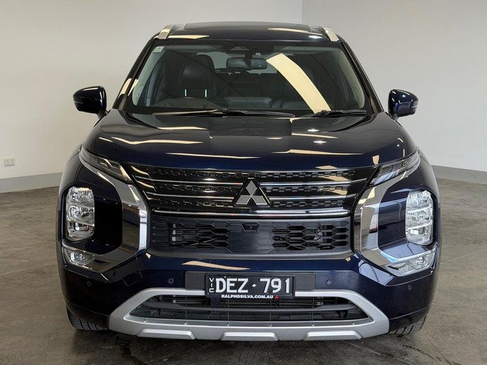 2024 Mitsubishi Outlander Exceed