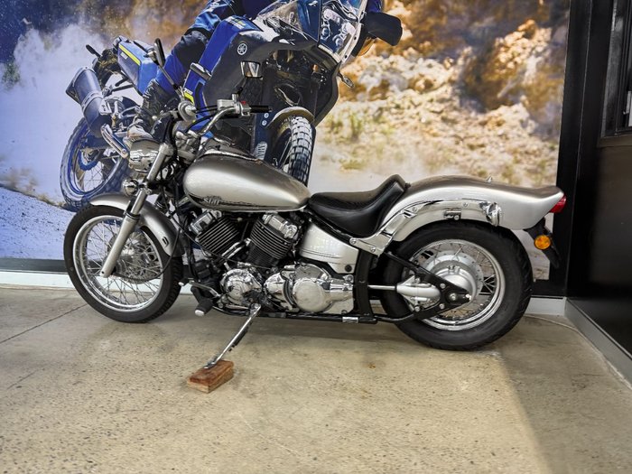 2014 Yamaha XVS650 V-STAR CUSTOM SILVER