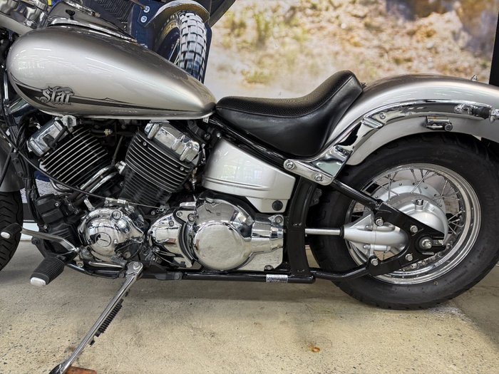 2014 Yamaha XVS650 V-STAR CUSTOM SILVER