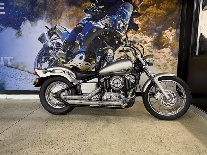 2014 Yamaha XVS650 V-STAR CUSTOM SILVER