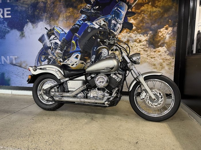 2014 Yamaha XVS650 V-STAR CUSTOM SILVER