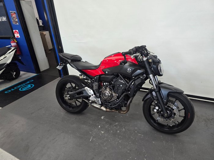 2016 Yamaha MT-07 Red