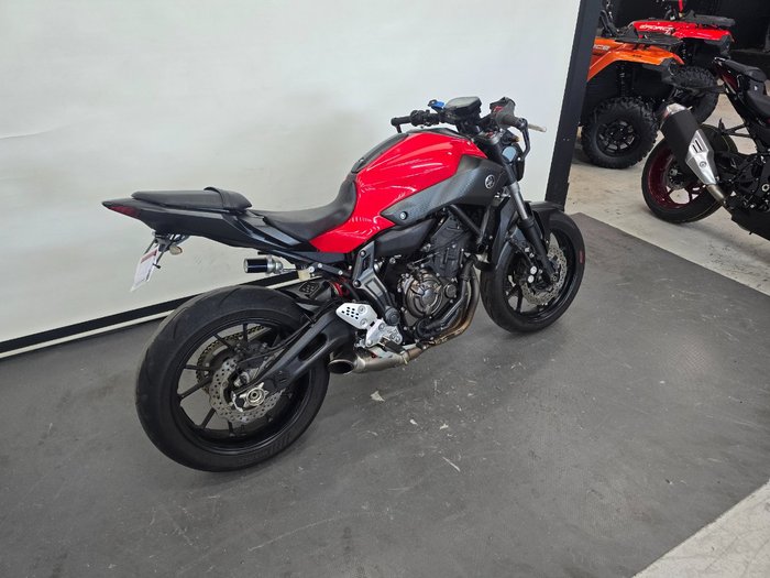 2016 Yamaha MT-07 Red