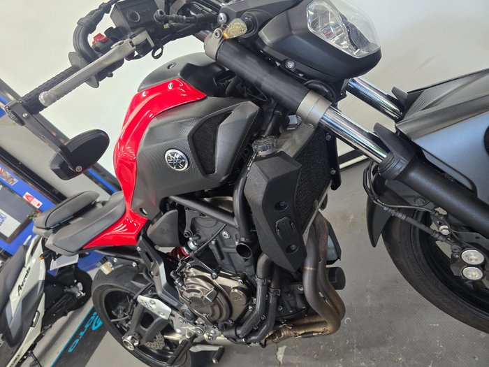 2016 Yamaha MT-07 Red