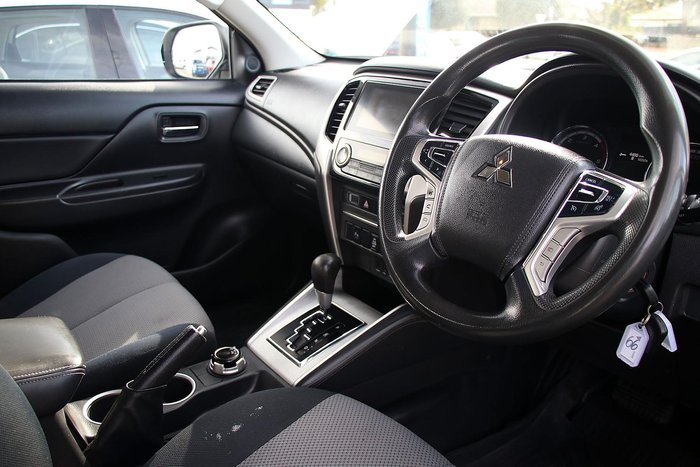 2019 Mitsubishi Triton GLX+ MR MY19 4X4 Dual Range White