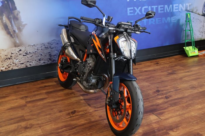 2023 Ktm 890 DUKE R Black