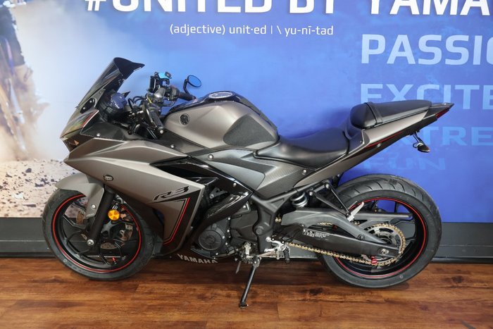 2016 Yamaha YZF-R3 Grey