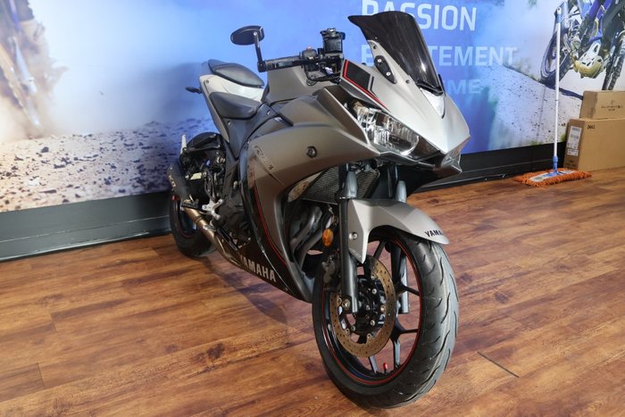 2016 Yamaha YZF-R3 Grey