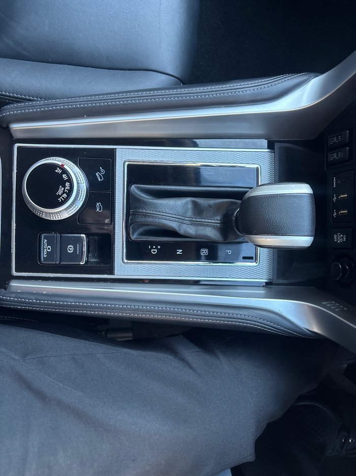 2022 Mitsubishi Pajero Sport GSR