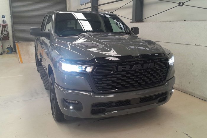 2026 RAM 1500 Express Black Edition Hurricane SO
