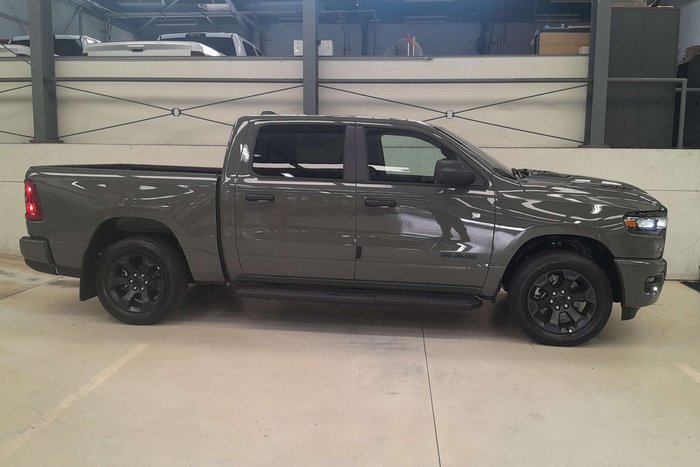 2026 RAM 1500 Express Black Edition Hurricane SO
