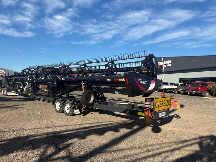 2019 MacDon Fd145