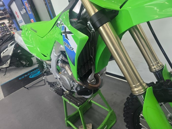 2026 Kawasaki KX250 Green