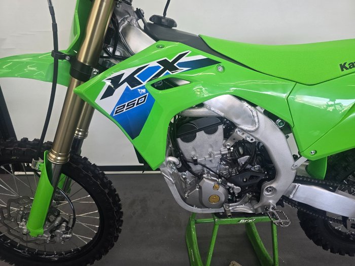 2026 Kawasaki KX250 Green
