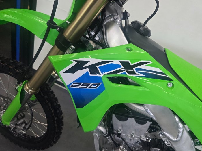 2026 Kawasaki KX250 Green