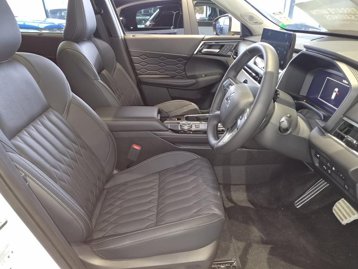 2025 Mitsubishi Outlander