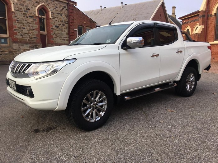 2016 Mitsubishi Triton GLS