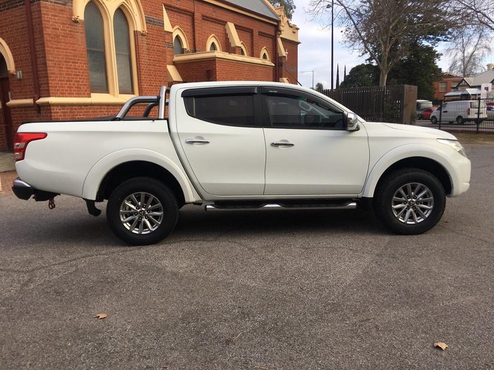 2016 Mitsubishi Triton GLS