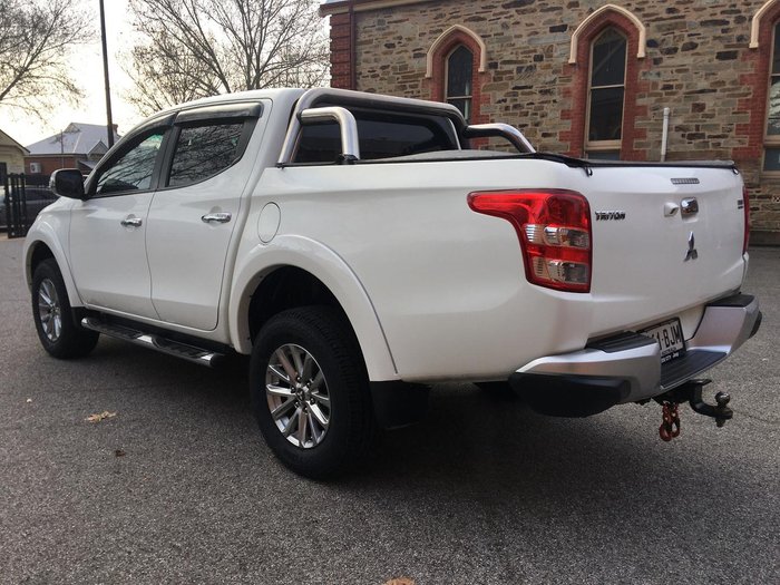 2016 Mitsubishi Triton GLS
