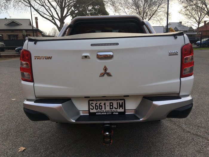 2016 Mitsubishi Triton GLS